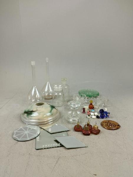 Diverse glas. Bl.a Lampglas m.m.