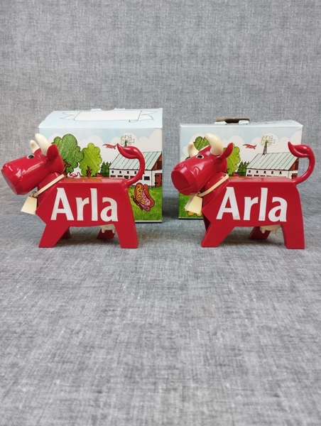 2 Spar-kossor. Arla, Original-lådor.