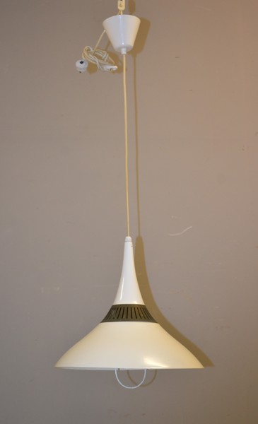 Taklampa. Retro, fabrikat okänt.