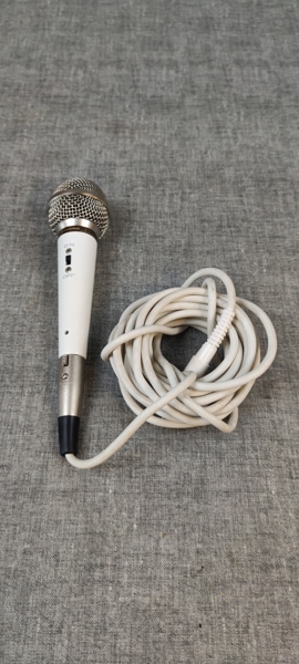 Dynamic Microphone Primo C-2.