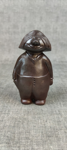 Figur i stengods, Höganäs Keramik, Kjell Brandin.