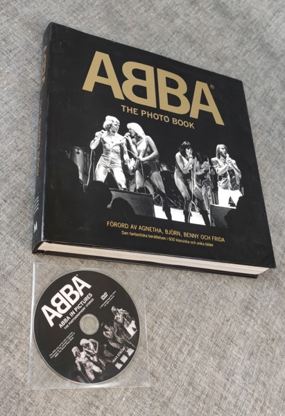 ABBA boken med DVD.