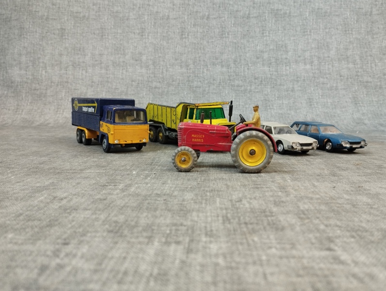 Diverse leksaksbilar, Tekno, Dinky toys, Solido & Crescent toys.