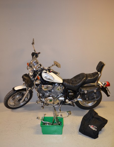 YAMAHA Xv 1100 VIRAGO. Motorcykel, Årsmodell 1997, 2500 mil, nybesiktigad, 2 Ägare.