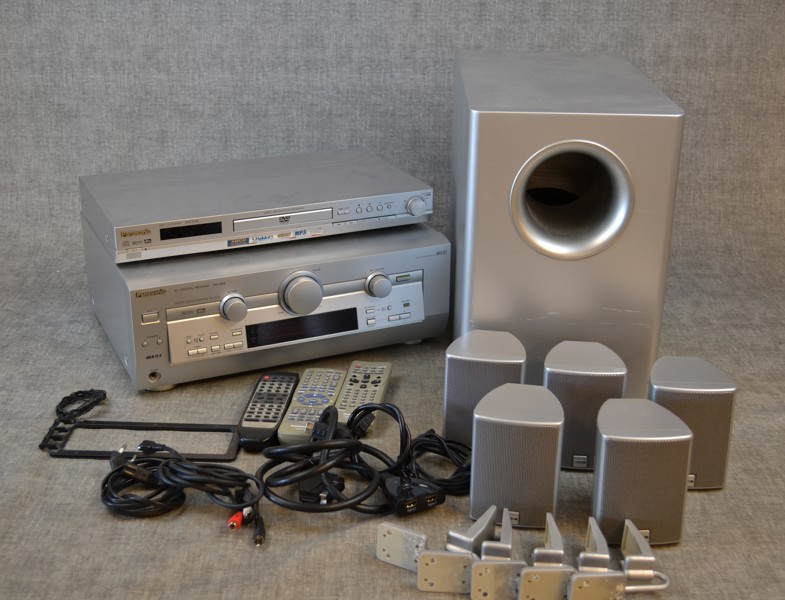 Panasoniv Control receiver SA-HE9 / DVD/CD Player DVD-RV62 & Canton högtalare.