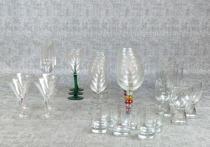 Diverse glas. Bl.a Kosta Boda, Sagaform m.m.