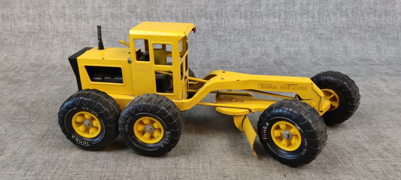 TONKA. Road Grader, 1970-1973.