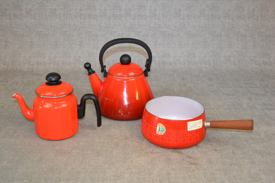 Emalj. 3 Delar, Le Creuset, Arabia & Silit.