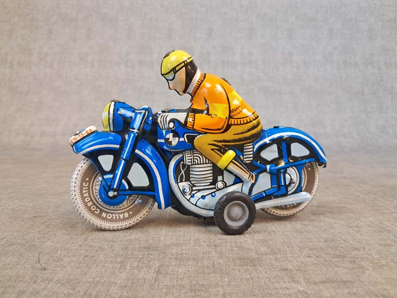 LEMEZ TIN TOY. Motorcykel, Ballon Cordatic, litograferad plåt, friktion, Ungern, 1950-60 tal.