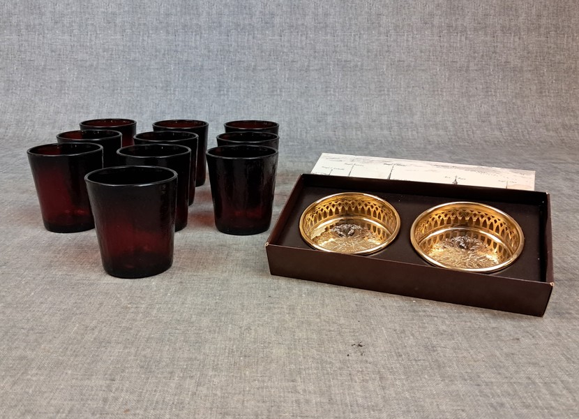 10 Glas "Sierra" Arcoroc & 4 Coasters Scandia guld.