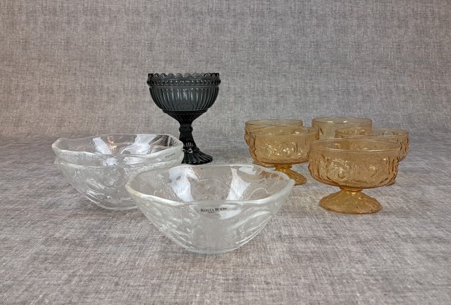 Glas. Iittala, Kosta Boda & Anchor Hocking.