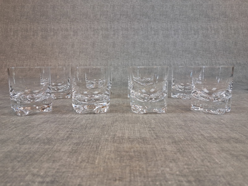 TAPIO WIRKKALA. 8 Whiskyglas, "Gaissa", Iittala.