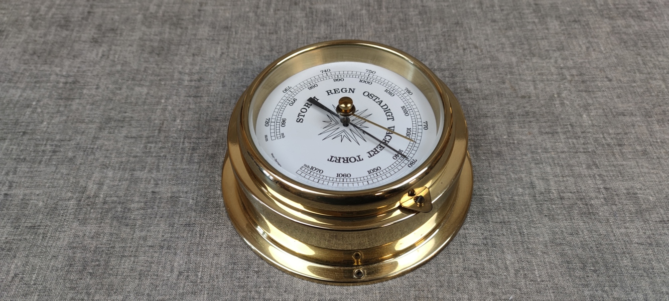 Barometer. Mässing, West-Germany.