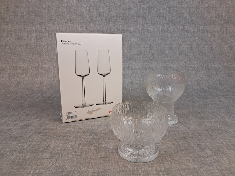 Iittala. 2 Champagneglas Essence & 2 Kekkerit glas.