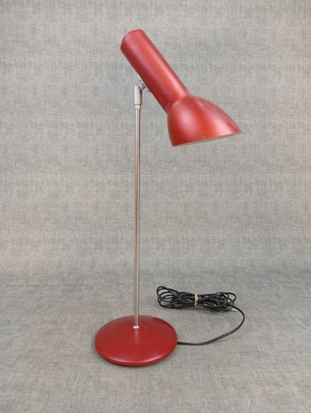 Skrivbordslampa. Oblique. 1980-talet.