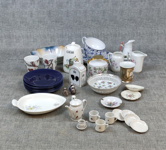 Diverse porslin & keramik. Bl.a Villeroy & Boch, Rörstrand, Hackefors m.m.