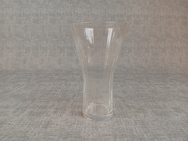 KERTTU NUMINEN. Vas, Iittala.