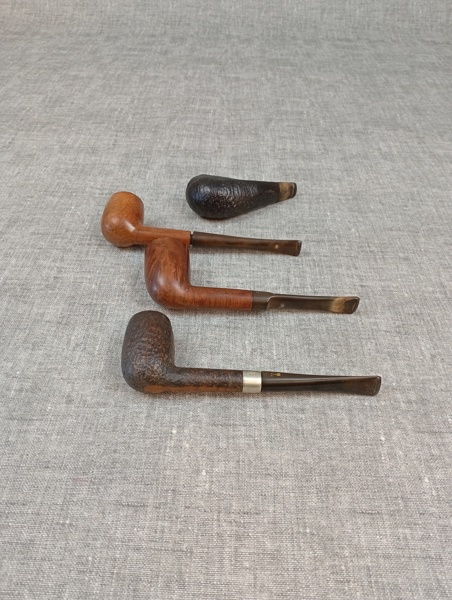 4 Pipor. Calypso, Hardcastle Drawel, Bruyere Garantie & Ratos Napoleon.
