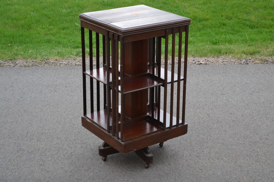 Boksnurra. Engelsk stil, Mahogny, 1800/1900-talet.