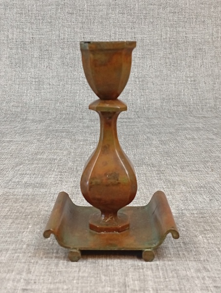 SUNE BÄCKSTRÖM. Ljusstake, Brons, 1900-talets första hälft, Signerad.