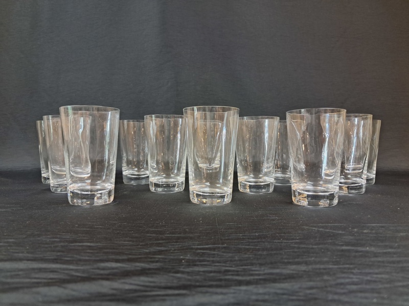 BERTIL VALLIEN. 12 Tumbler/vattenglas, "Chateau", Kosta Boda