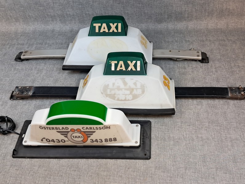 3 Taxi skyltar. Laholm taxi.