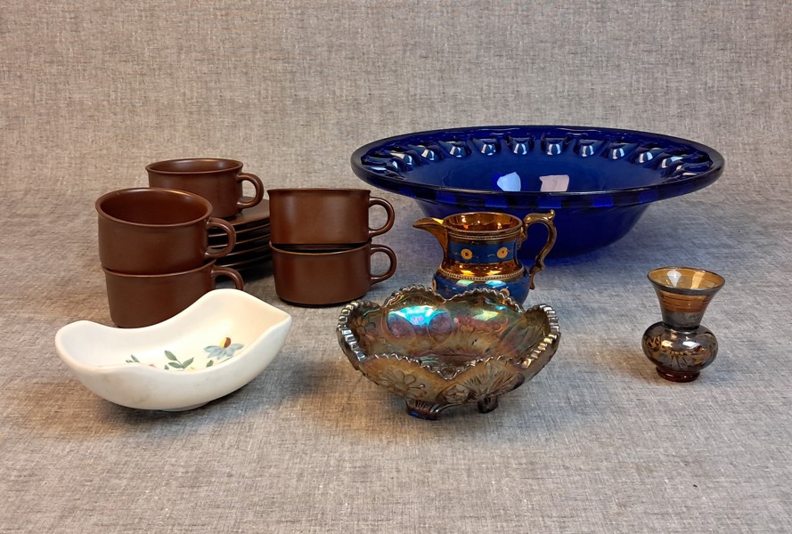 Diverse glas & keramik. Bl.a Rörstrand, Höganäs m.m.