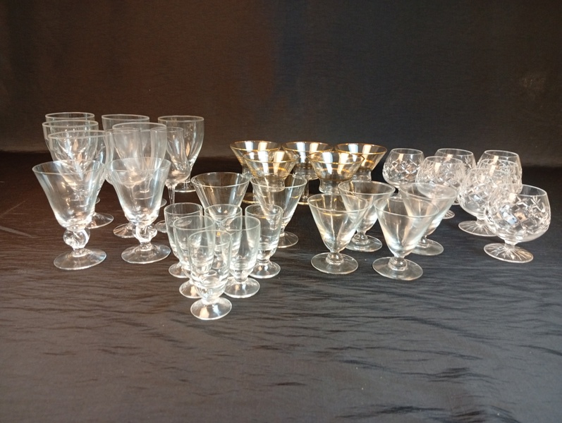 Diverse glas. Bl.a Johansfors, Paråd m.m.