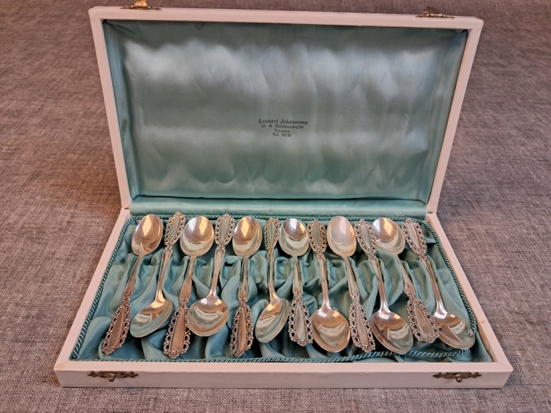 12 Moccaskedar. Silver 132gram, GAB Gense.