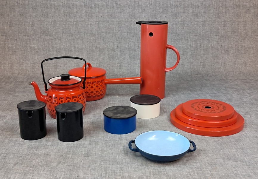 Kastrull & kaffepanna, spislock emalj & Metall 1950/60-tal & plast från stelton.