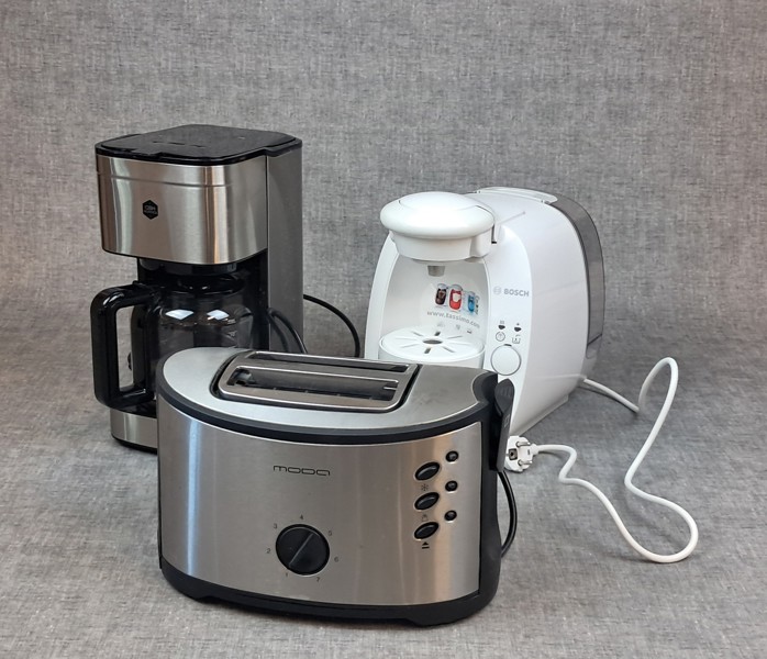 Köksmaskiner, Tassimo, brödrost & kaffekokare.