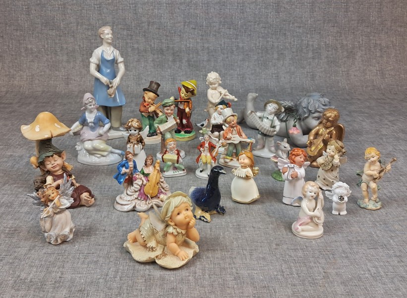 Diverse figuriner.