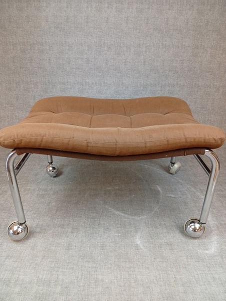 Fotpall, Kromad metall, Sverige, 1970-Talet.