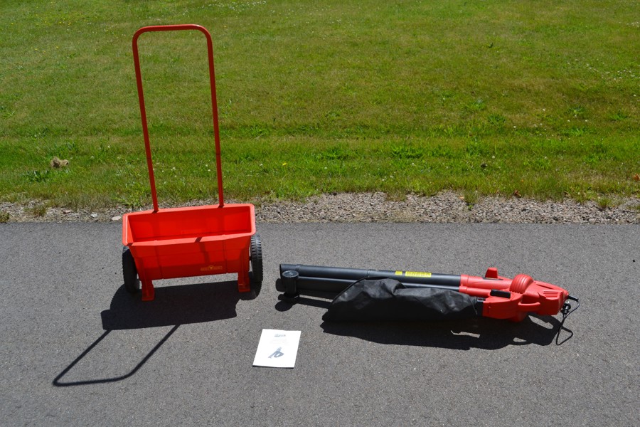 Lövblås Meec Tools & spridarvagn Wolf Geräte.