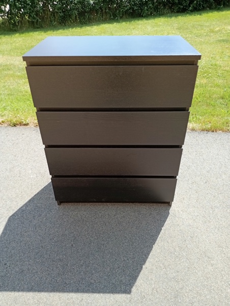 Byrå. "Malm", Svart. IKEA.