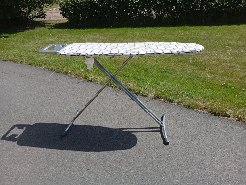 Strykbräda. IKEA. "DÄNKA".