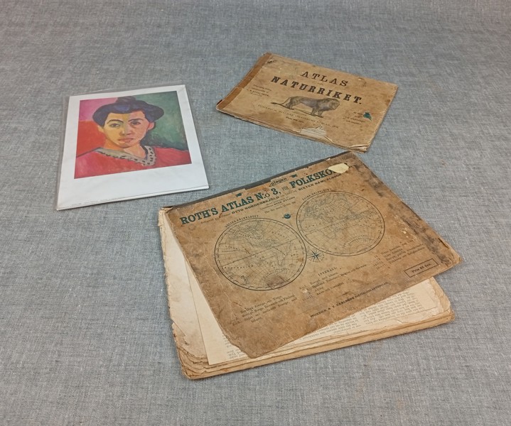 Äldre Atlas 1878 / 1914 & diverse tryck.