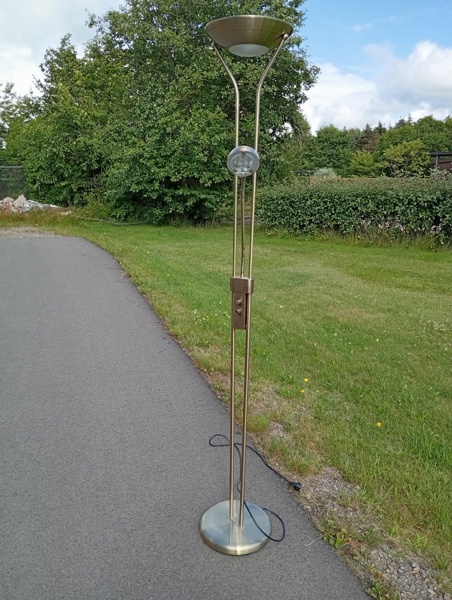 Golvlampa. Uplight & läslampa.