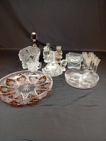 Diverse glas. Bl.a Orrefors, Reijmyre, Pukeberg m.m.
