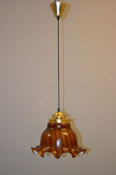Taklampa. Peill & Putzler, glas/mässing.