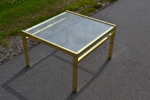 Soffbord. Gulmetall & glas, 1900-talet.