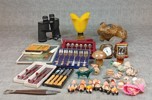 Diverse. Bl.a Kikare Winston 10x50, rese-väckarklockor, scandia m.m.