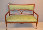 Soffa & bord. Jugend-stil, Gröndals Möbelfabrik, Borås, 1900-talets första del.