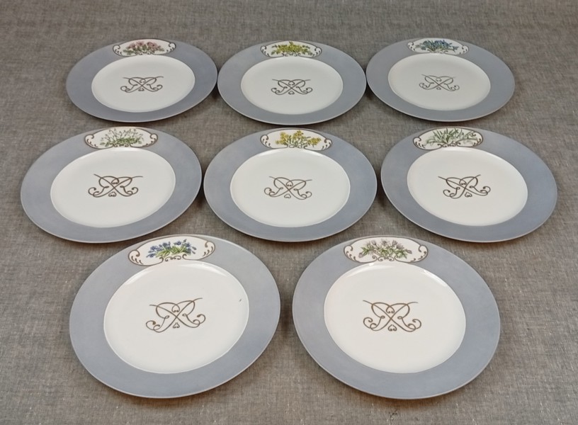 8 Flata tallrikar. Rosenthal.