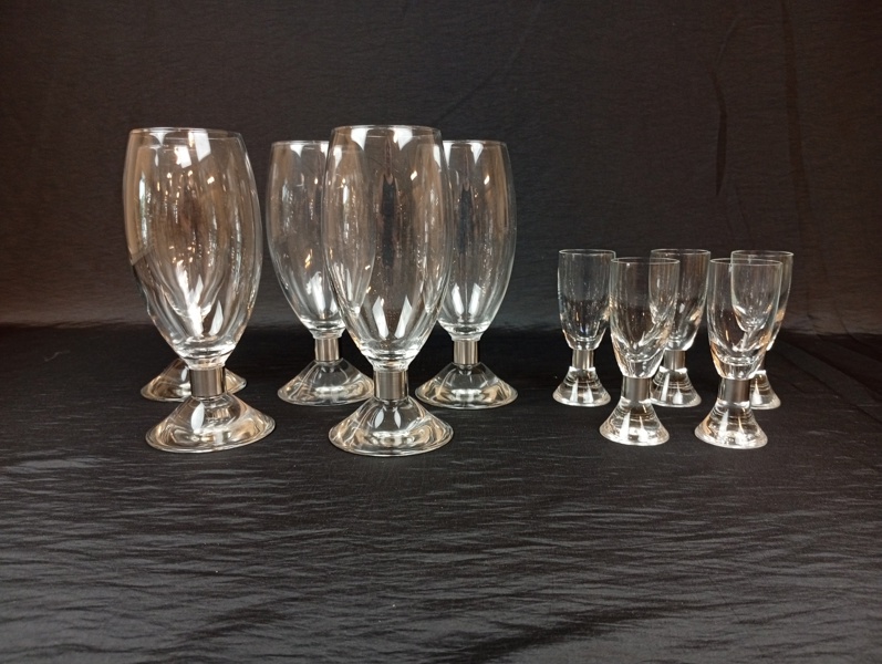 10 Glas. Erik Bagger.
