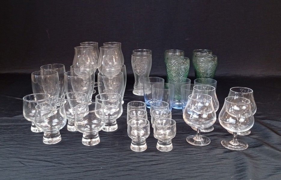 Diverse glas. Bl.a Coca Cola m.m.