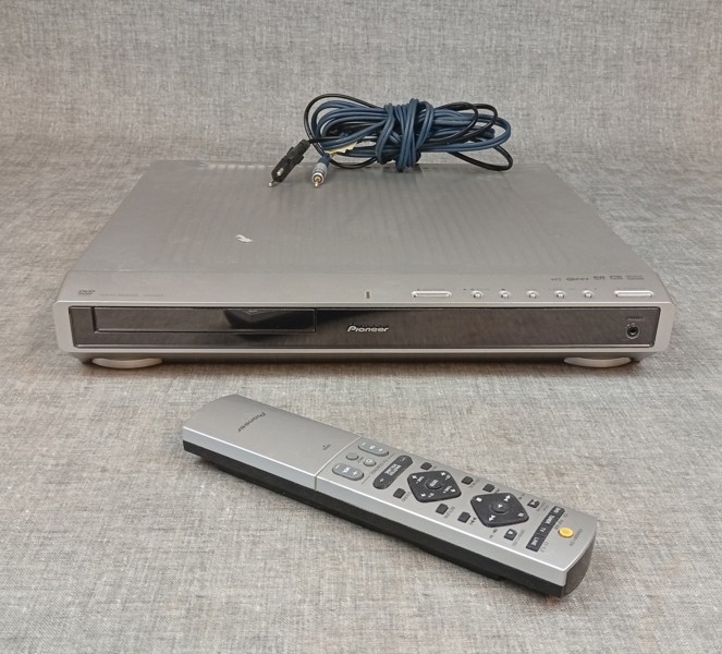 DVD. Pioneer.