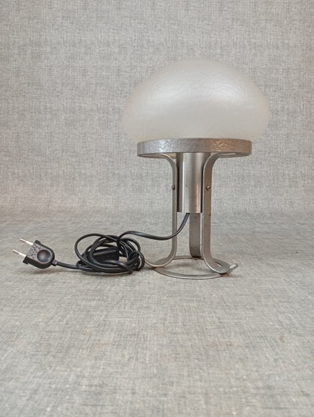 Bordslampa. Metall & glas.