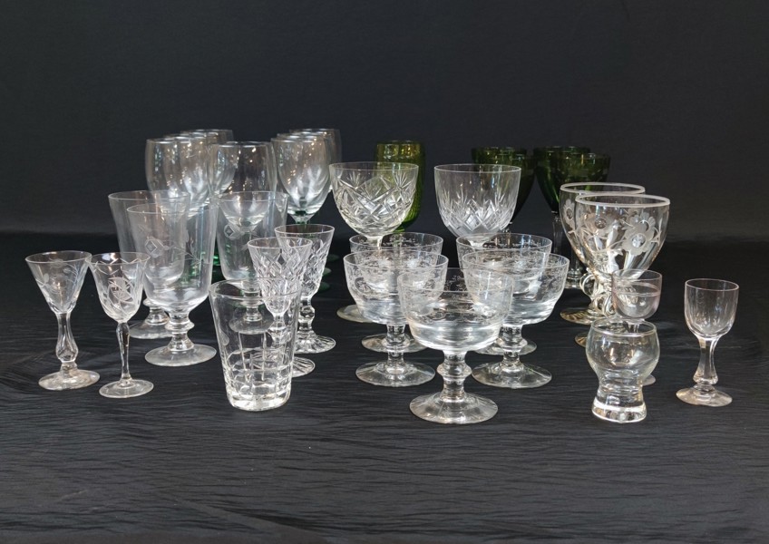 Diverse glas. Bl.a Äldre m.m.