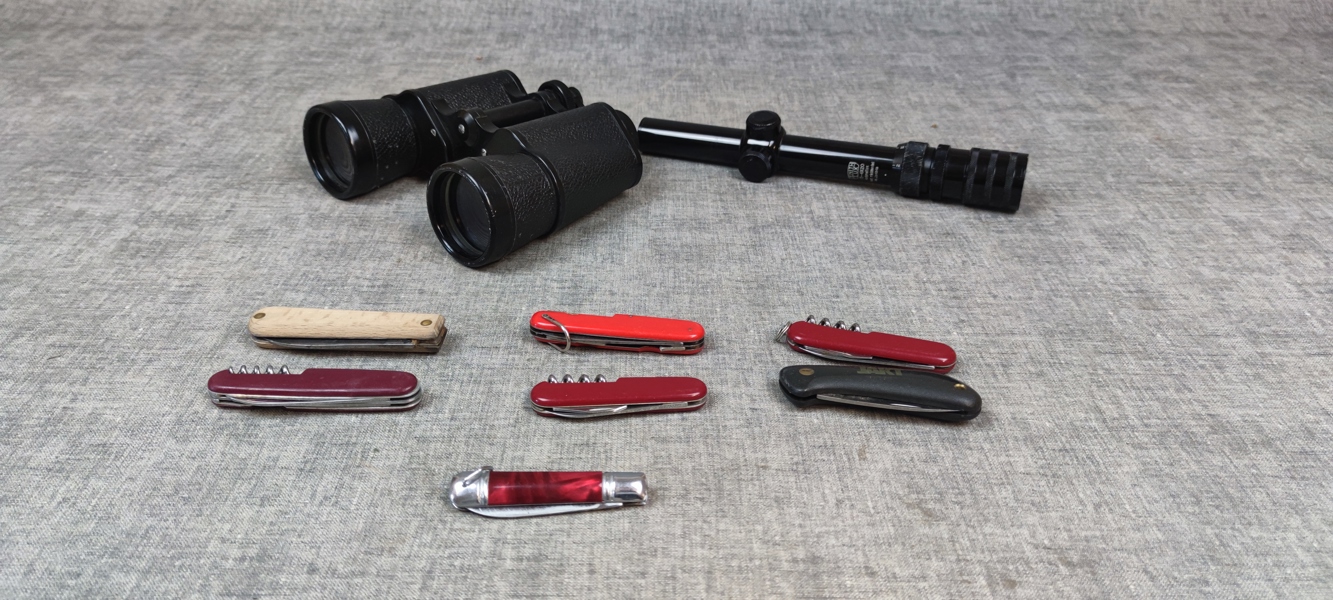 Kikarsikte Zenith Lux 1,5-4x20, Kikare starlight 7x50 & 7 Fällknivar.